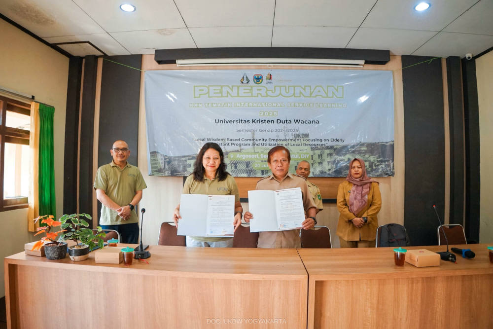 KKN Tematik ISL 2025: Mahasiswa UKDW Dampingi Lansia dan Dukung Pemberdayaan Masyarakat Berbasis Kearifan Lokal