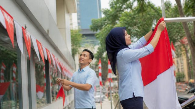 Sambut HUT ke-81 RI, BRI BO Krekot Hias Kantor Merah Putih