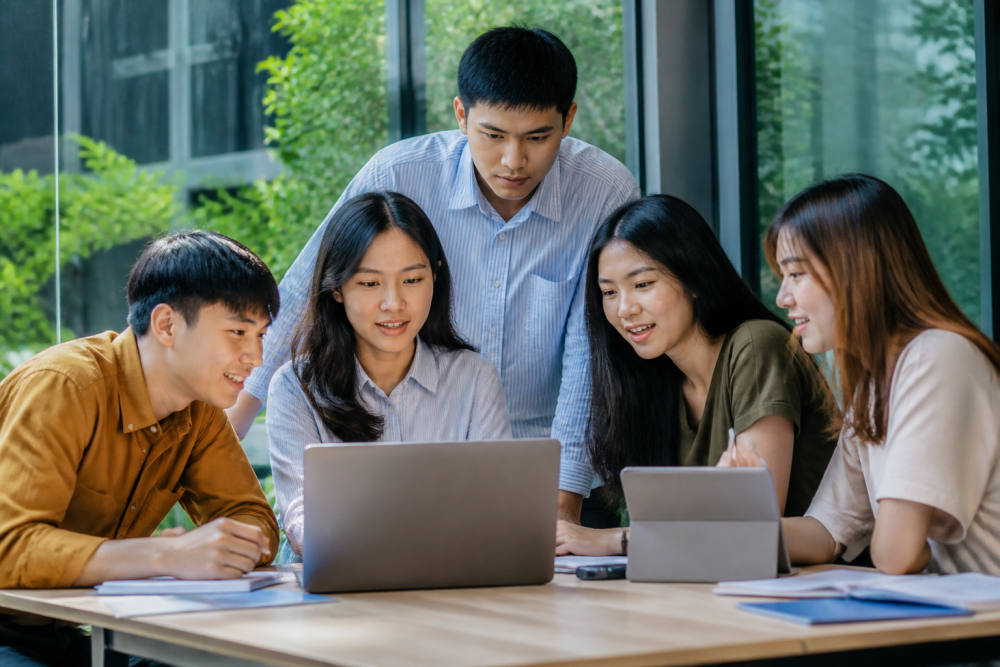Business Information System BINUS, Bekal Karier Bisnis-Teknologi Global