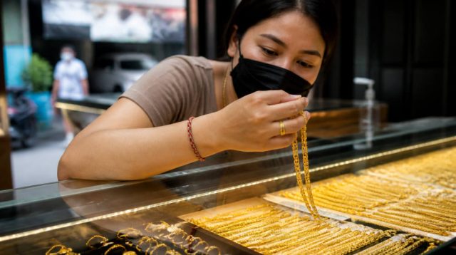 The Fed Makin Dovish, Emas Berpotensi Koreksi Pekan Depan