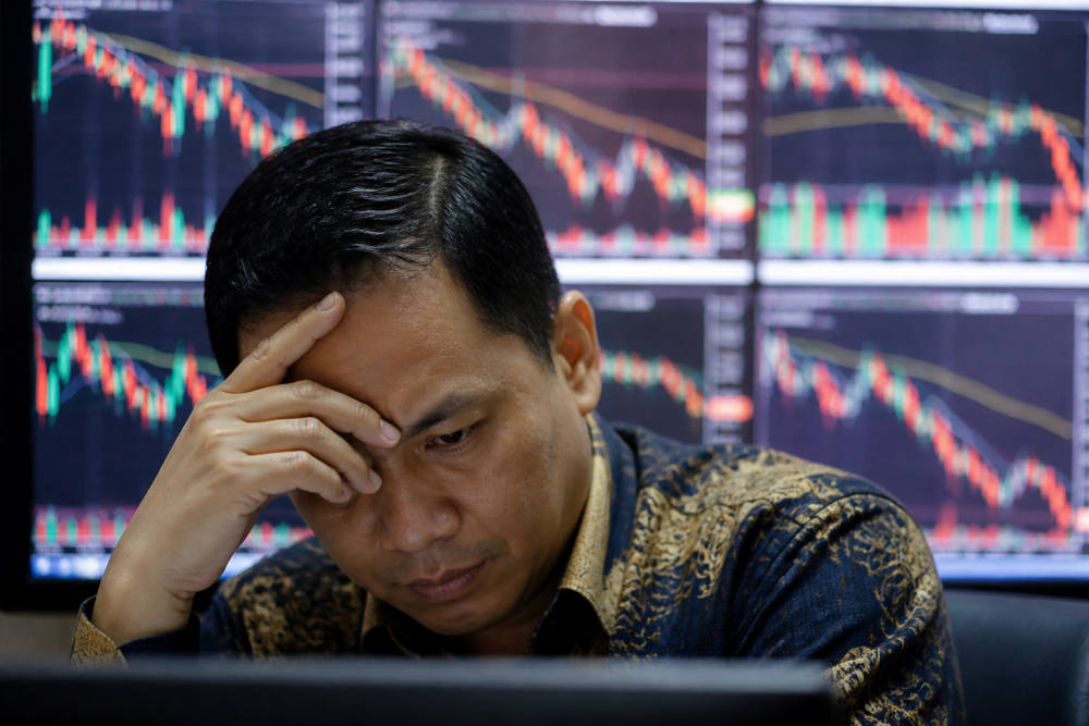 Wall Street Anjlok, Saham Chip Rontok Hampir 5% pada 20 Agustus 2026