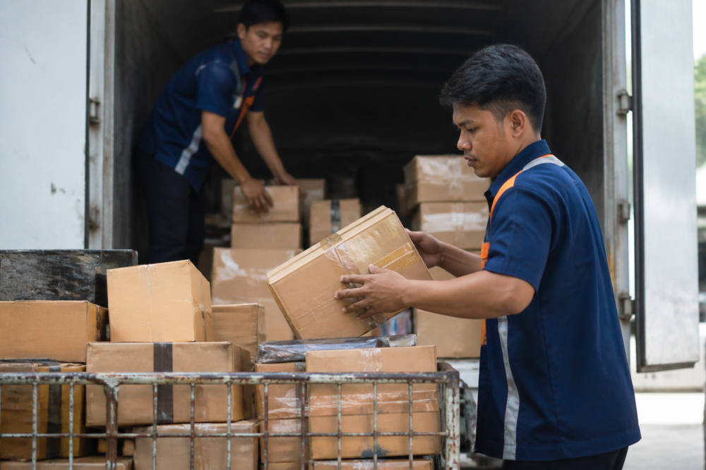 KAI Logistik Express 2026: Layani 2 Juta Kiriman hingga Juli