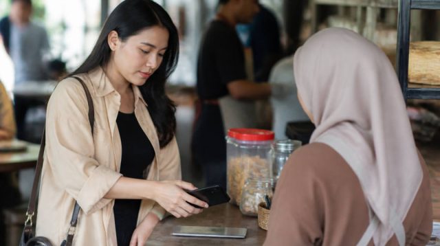 Tips Agar Belanja dengan QRIS Tidak Bikin Boros