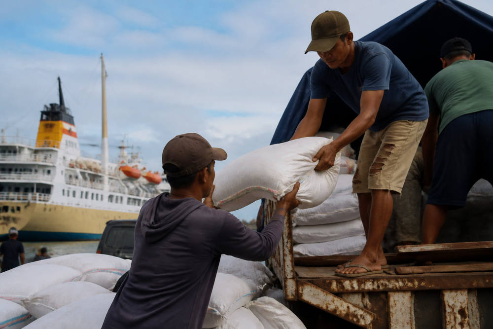 PTPN Group Kirim 17 Ton Bantuan Gempa NTT ke Labuan Bajo