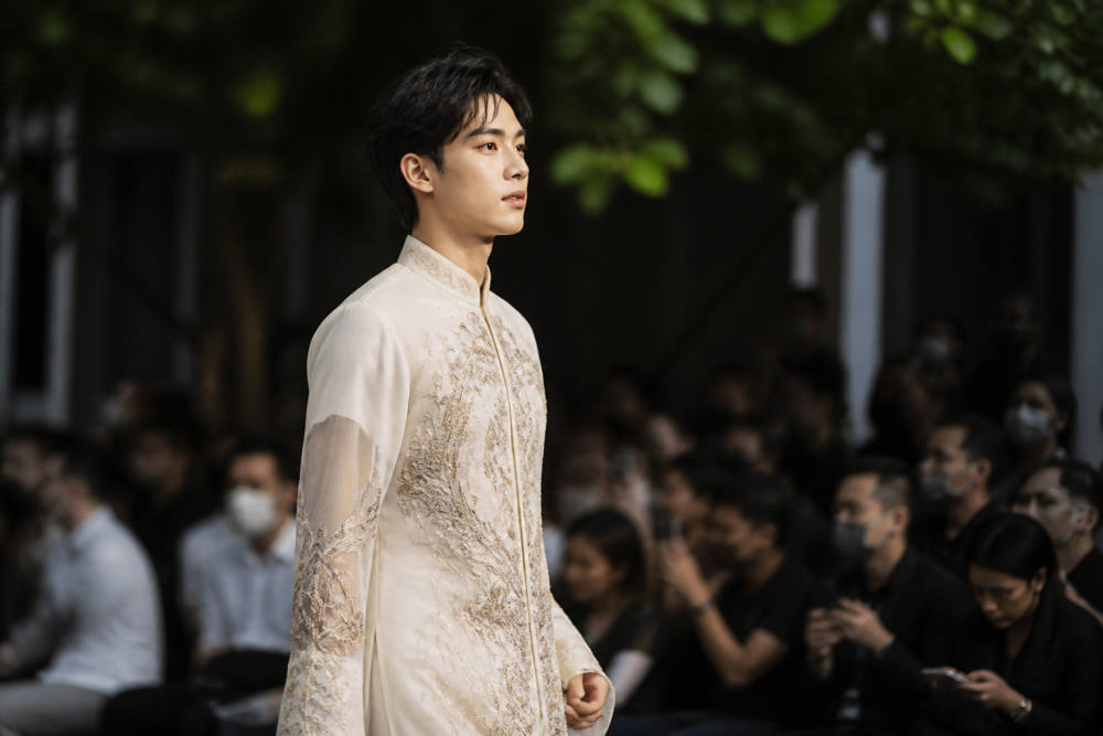 Dylan UPRIZE Jadi First Face 3 Kali di Vietnam Wedding Week 2026