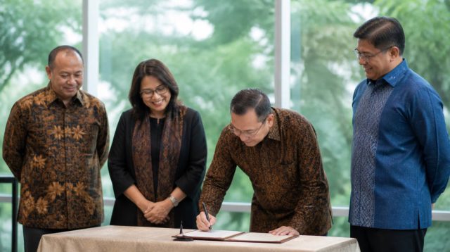 BRI-MI dan ILUNI FEB UI Luncurkan Reksa Dana Syariah Dana Abadi