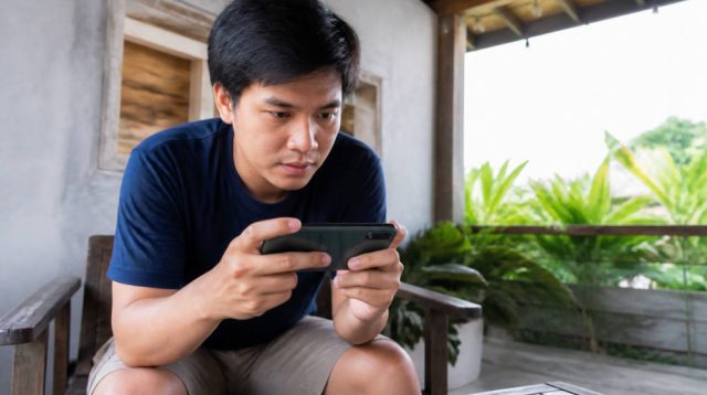 Tips Aman Top Up Game Lewat QRIS dan E-Wallet