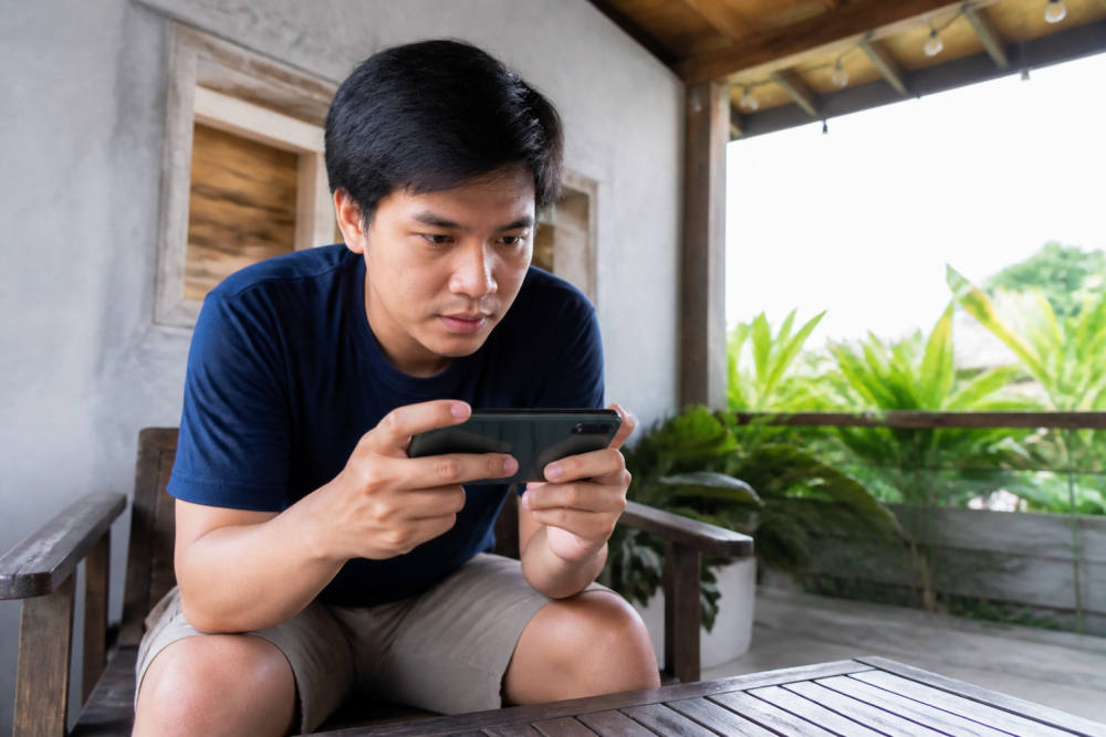 Tips Aman Top Up Game Lewat QRIS dan E-Wallet