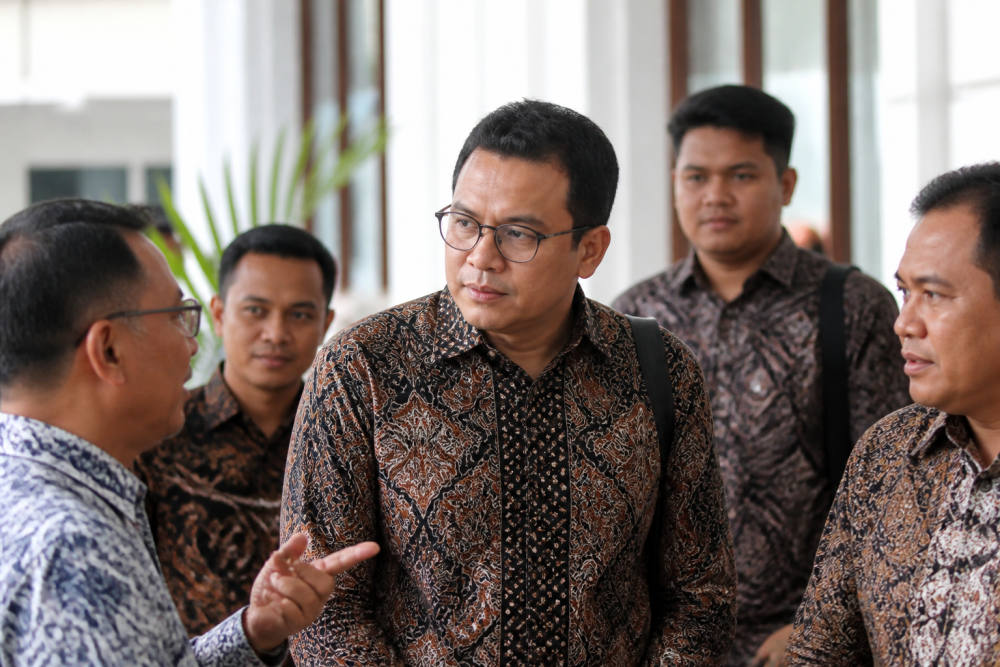 Direksi PTPN IV Jadi Mahasiswa Perdana Magister ITSI