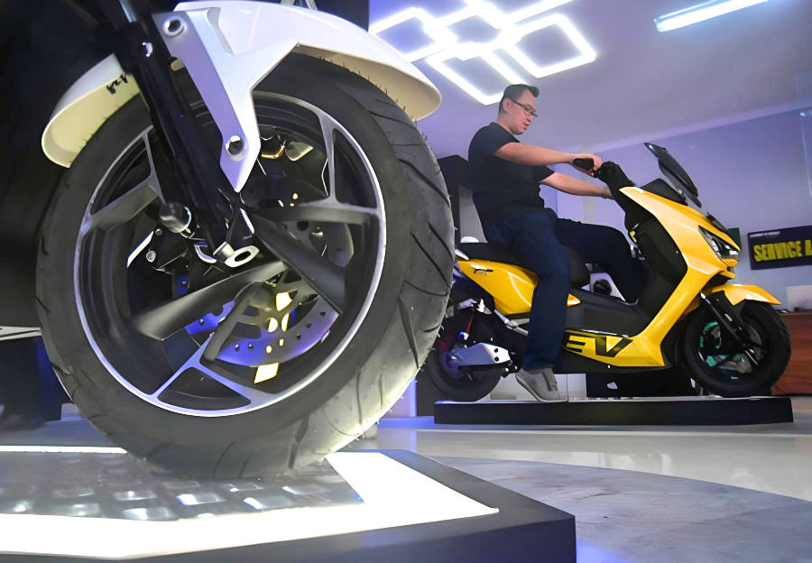 Pemerintah Memperluas Program Subsidi Pembelian Motor Listrik
