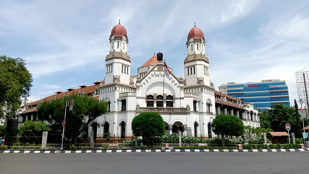 Pariwisata Provinsi Jawa Tengah Destinasi Wisata LAWANG SEWU Pariwisata Provinsi Jawa Tengah Destinasi Wisata LAWANG SEWU