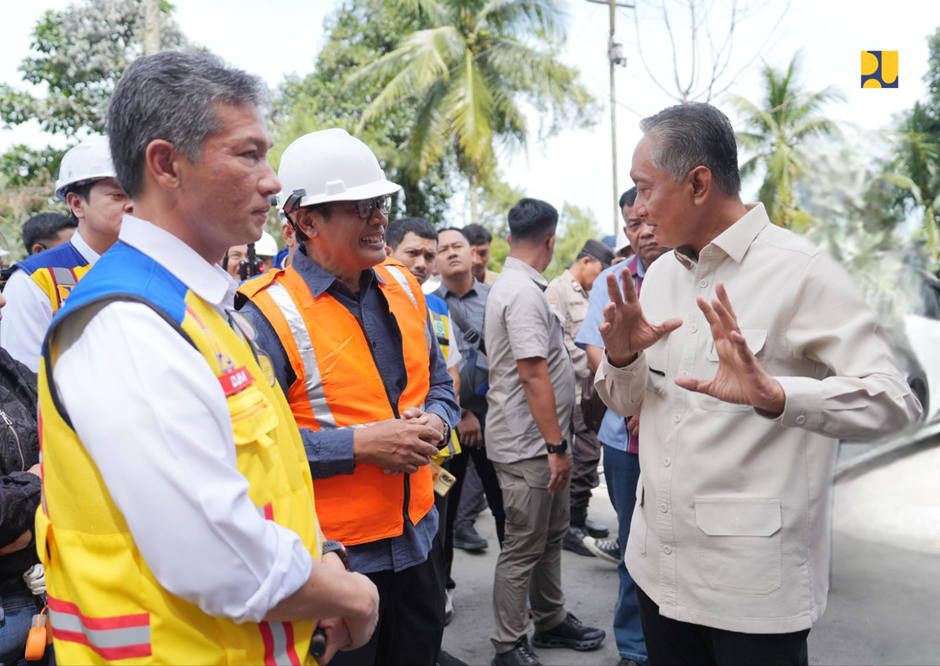 Kementerian PU Terus Bekerja Pulihkan Konektivitas Jalan di Aceh dan Sumatera Demi Kelancaran Bantuan dan Mobilitas Warga