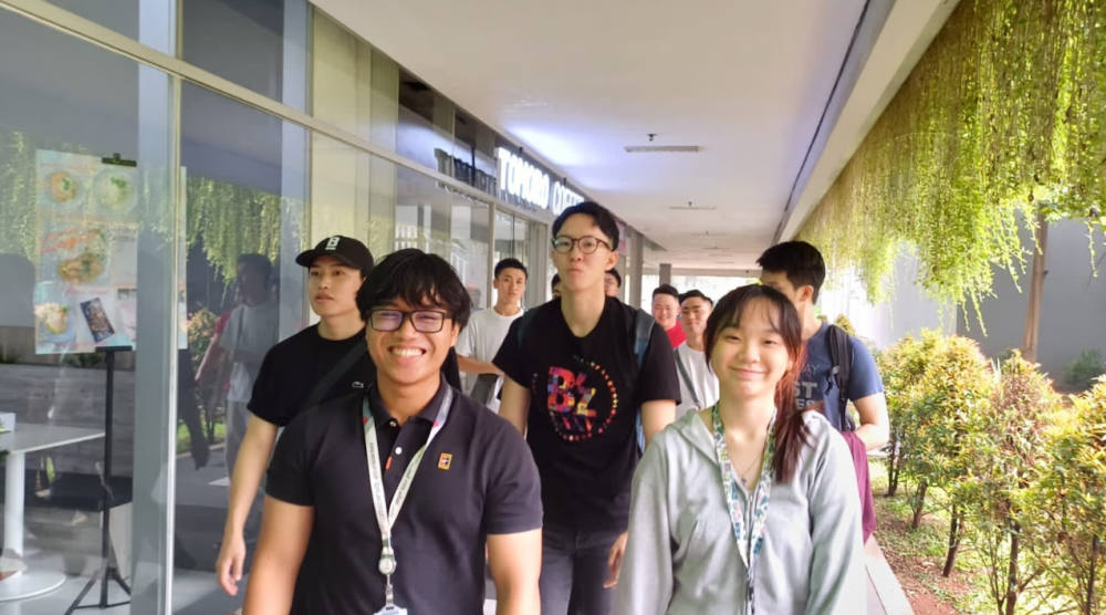 Lulus dalam 3,5 Tahun dengan Jejak di 5 Negara — Kisah Binusian yang Memulai Perjalanan Global Sejak Tahun Pertama Kuliah
