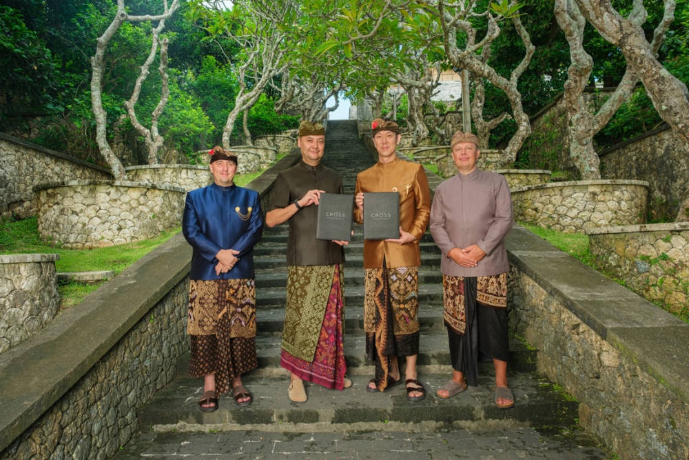 Cross Hotels & Resorts dan PT The Cube Group Perkuat Portofolio Bali melalui Penandatanganan Cross Bali Uluwatu di Kawasan Ikonik Pantai Suluban
