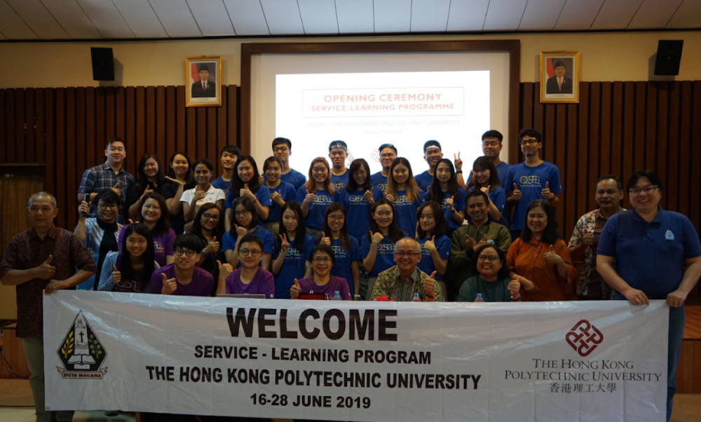 The Hong Kong Polytechnic University Ikuti Program International Service-Learning Bersama UKDW