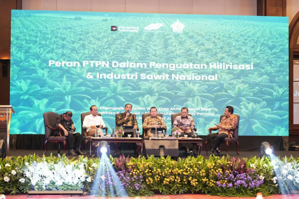 Holding Perkebunan Nusantara Dorong Hilirisasi Sawit, PalmCo Serap 6,8 Juta Bibit Bersertifikat Holding Perkebunan Nusantara Dorong Hilirisasi Sawit, PalmCo Serap 6,8 Juta Bibit Bersertifikat