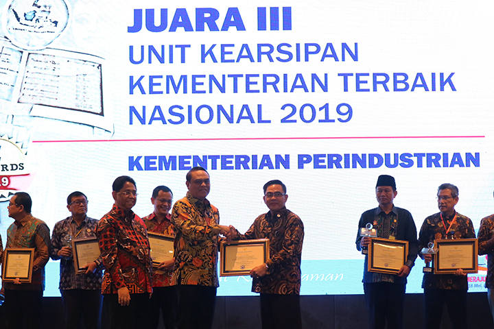 Kemenperin Raih Juara Ketiga Unit Kearsipan Kementerian Terbaik Nasional