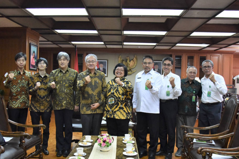 Menteri LHK Bahas Peluang Kerjasama Bidang Lingkungan Hidup dan Kehutanan dengan Duta Besar Jepang