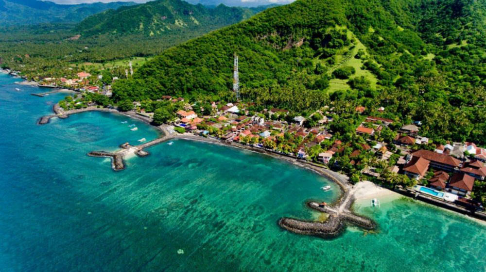 Nikmati Keindahan Obyek Wisata Terkenal Candidasa Terletak di Desa Nikmati Keindahan Obyek Wisata Terkenal Candidasa Terletak di Desa