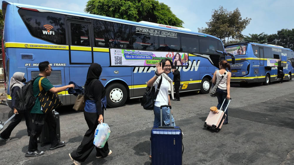 Community Bus FLOQ Bawa 60 Peserta ke Coinfest Asia 2026