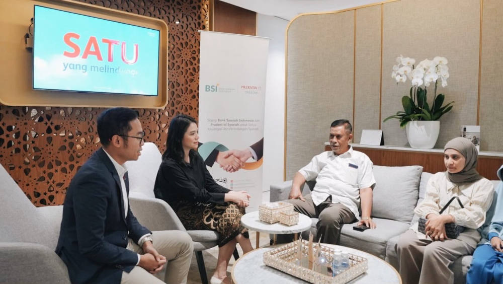 Prudential Syariah Cairkan Santunan Rp562 Juta untuk Yayasan 700 Murid