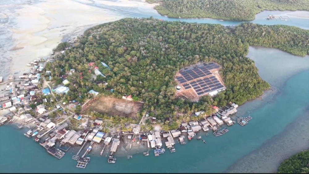 PLTS Pulau Sembur Batam: Listrik 24 Jam untuk 200 KK Nelayan