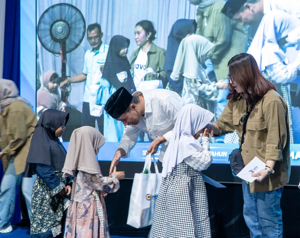 Jasamarga Tollroad Maintenance HUT ke-38: Santuni 50 Anak Yatim Jasamarga Tollroad Maintenance HUT ke-38: Santuni 50 Anak Yatim