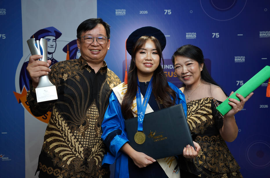 Kisah Rachel, Wisudawan BINUS @Bandung Rintis Bisnis Kuliah