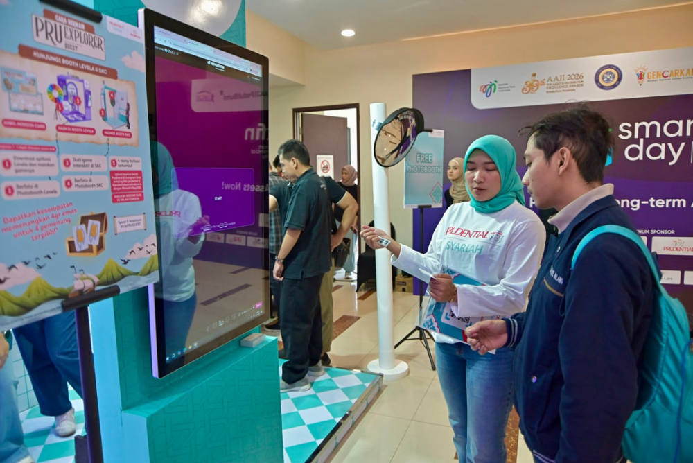 Prudential Syariah Perkuat Literasi Keuangan Mahasiswa UNAIR