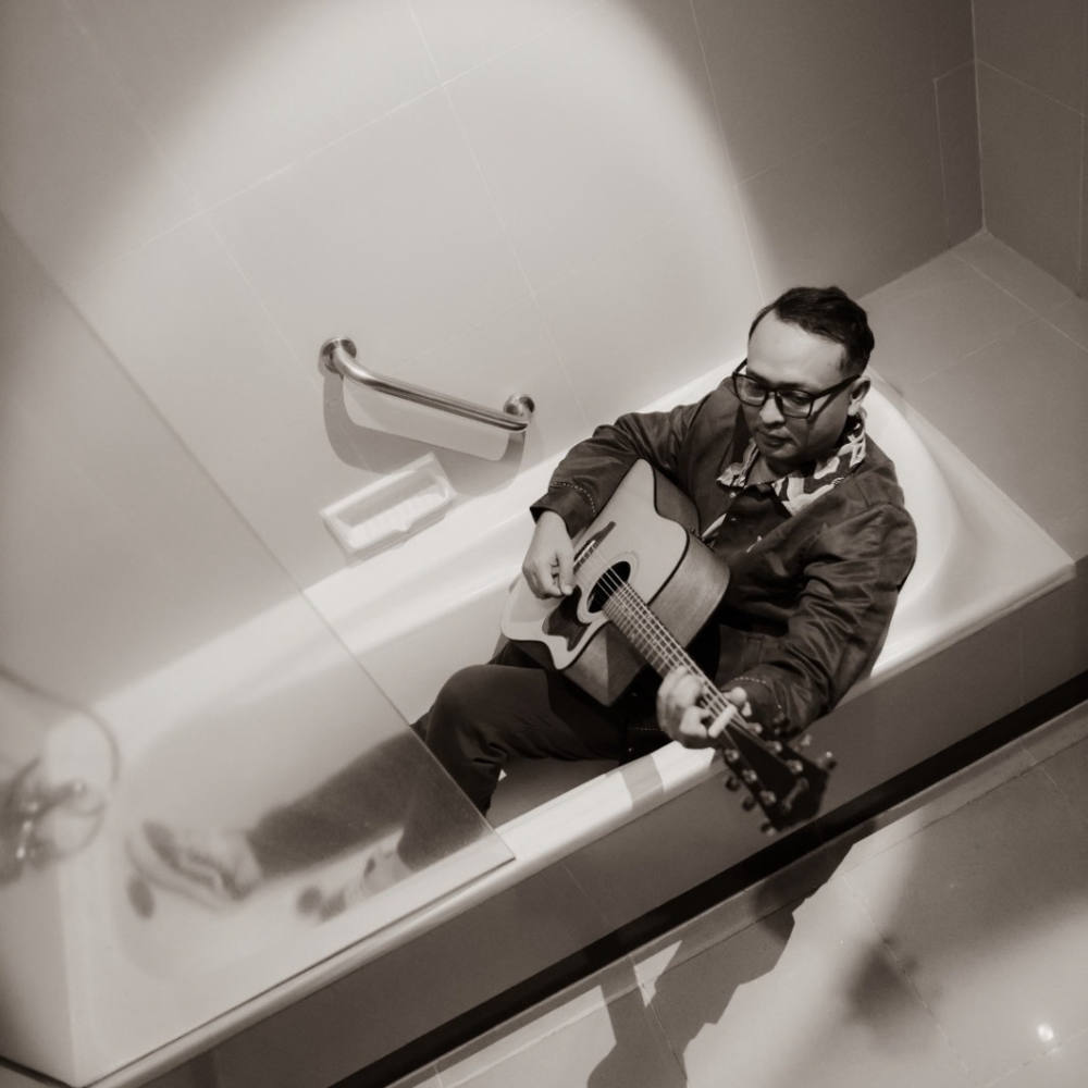 Aris Amund Rilis Single Perdana “Salah Menilai”, Cerita Cinta Kandas karena Salah Paham Aris Amund Rilis Single Perdana “Salah Menilai”, Cerita Cinta Kandas karena Salah Paham