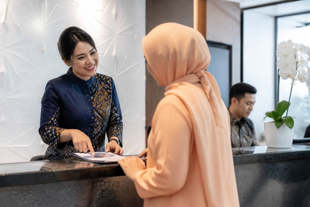 Hari Pelanggan Nasional 2026: BRI Rawamangun Berwastra Nusantara