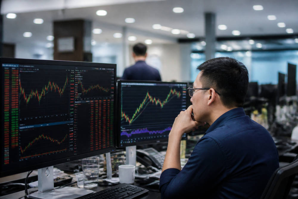 Saham Palantir dan Apple Jadi Sorotan Investor Teknologi AS 2026
