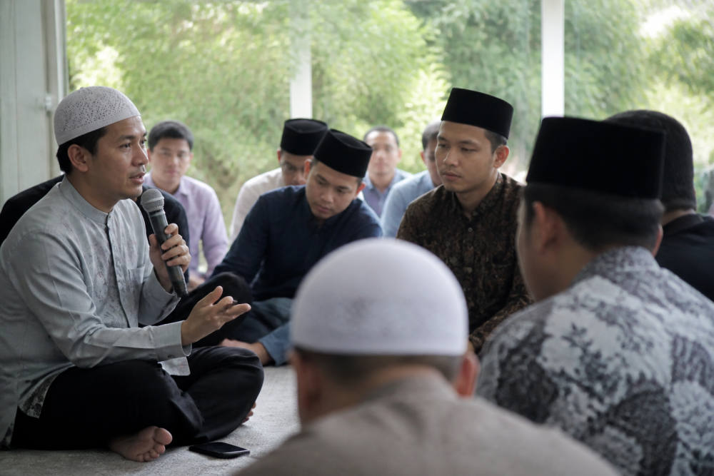 Pengajian Jumat BRI Region 6: Bahas Tata Cara Sholat Qashar