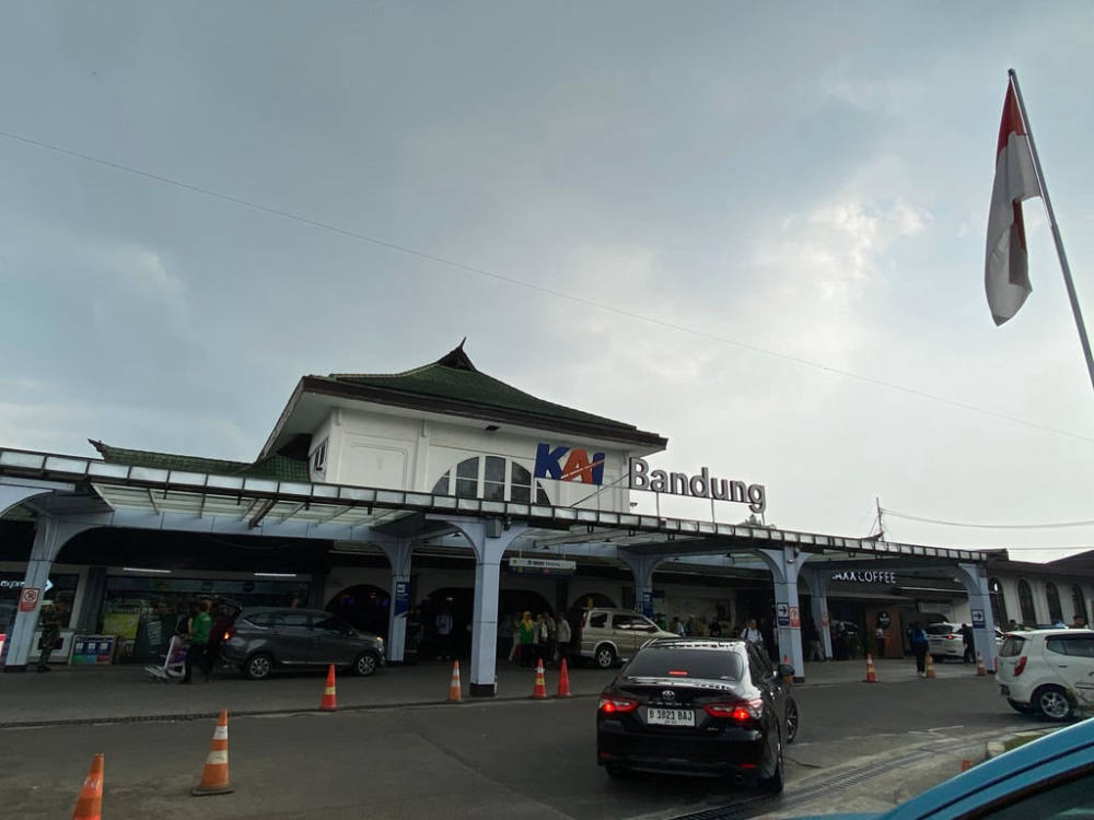 Stasiun Bandung Cetak Rekor Penumpang KA, Naik 10% di 2026