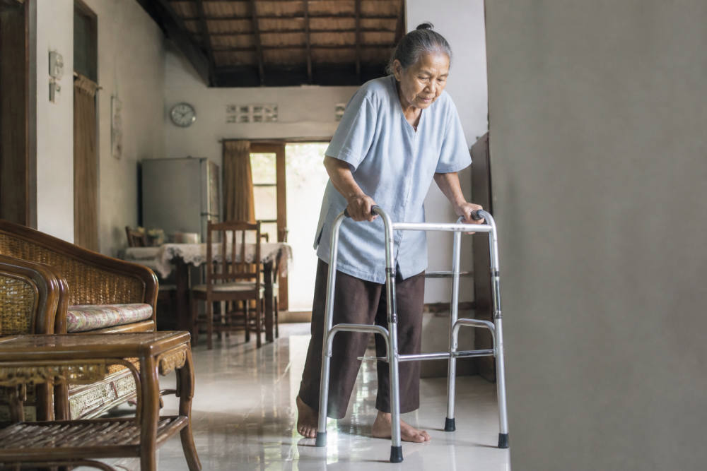 Osteoporosis: Patah Panggul Bisa Berakibat Fatal pada Lansia Osteoporosis: Patah Panggul Bisa Berakibat Fatal pada Lansia