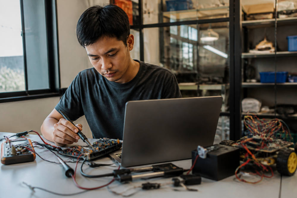 AMD Ross, Asisten AI Agentik untuk Developer Embedded