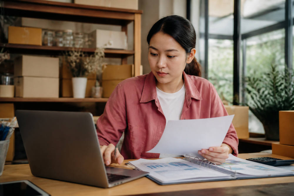 Mekari Jurnal: Software Akuntansi Pantau Kas dan Piutang Real-Time