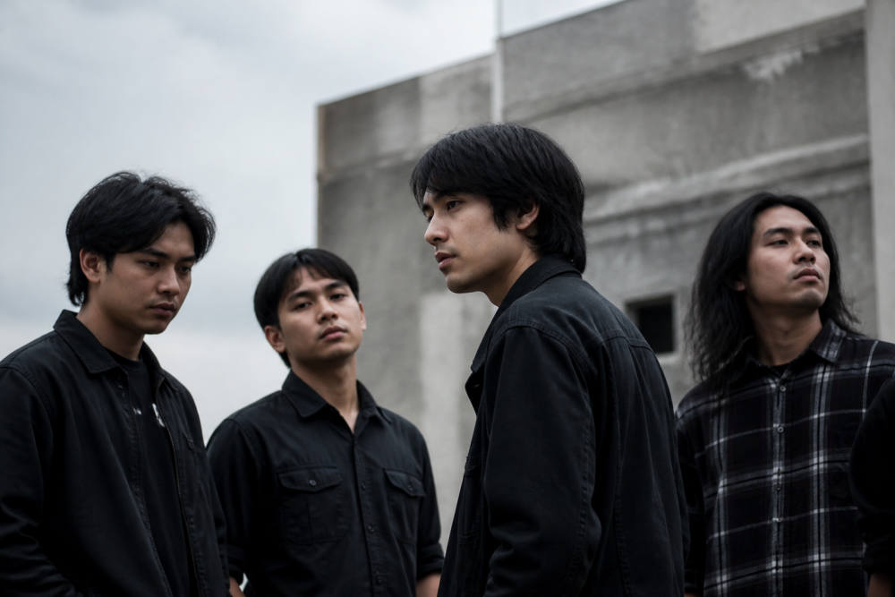 Costive Where the Ashes Hide: Single Baru Bertema Perpisahan