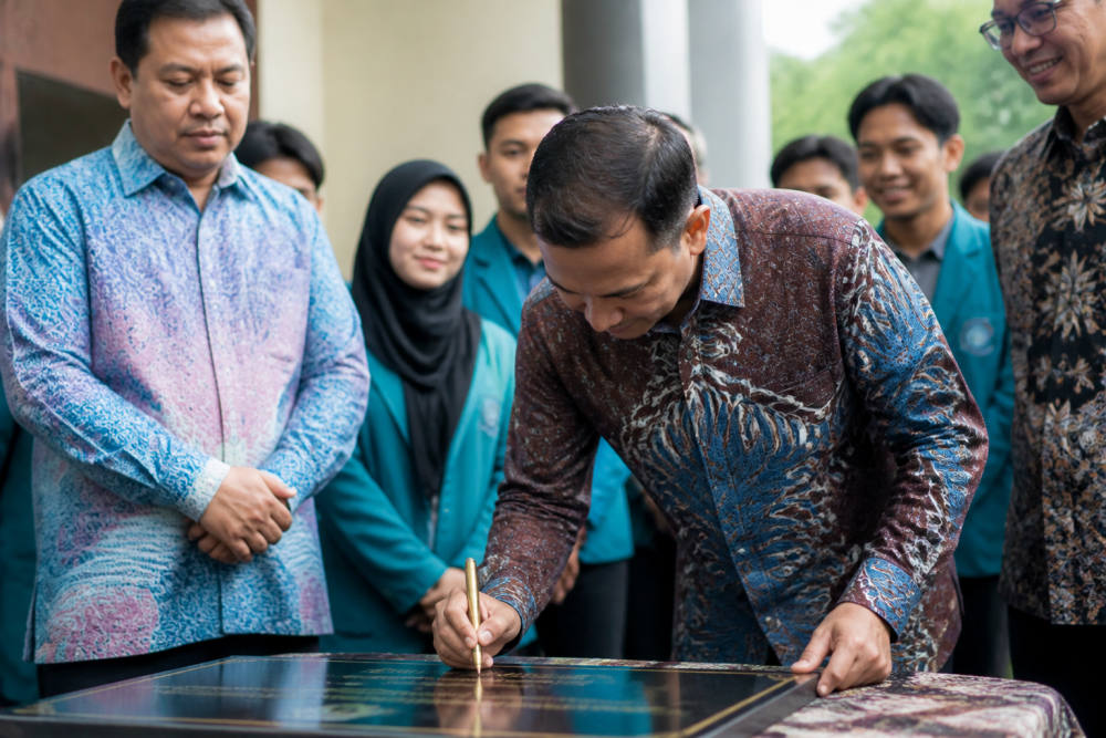Klub Investasi UHAMKA Diluncurkan, Gandeng Smartin dan Dhiraj Kelly