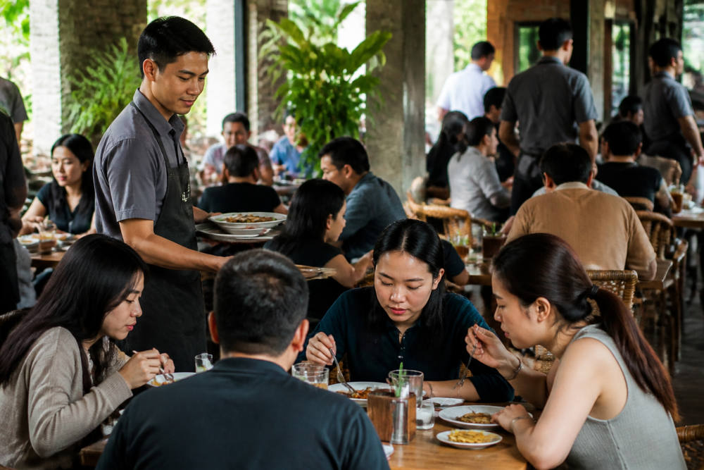 Restoran Ramai Tapi Tak Untung? Ini Kata Harsha Advisory Restoran Ramai Tapi Tak Untung? Ini Kata Harsha Advisory