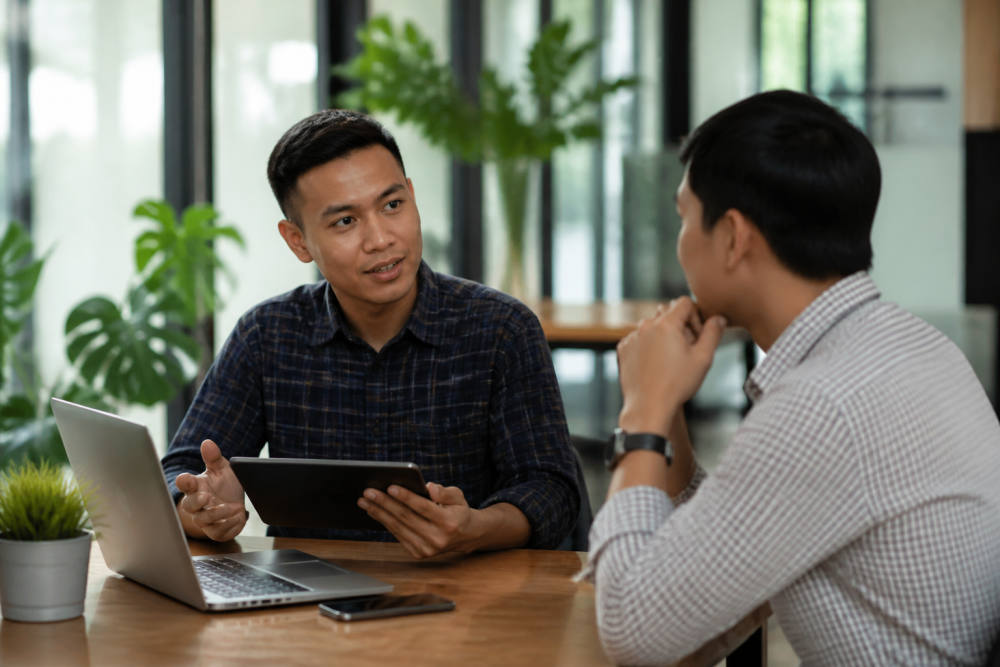 Meta Business Agent vs AI Pihak Ketiga: Mana Lebih Hemat?