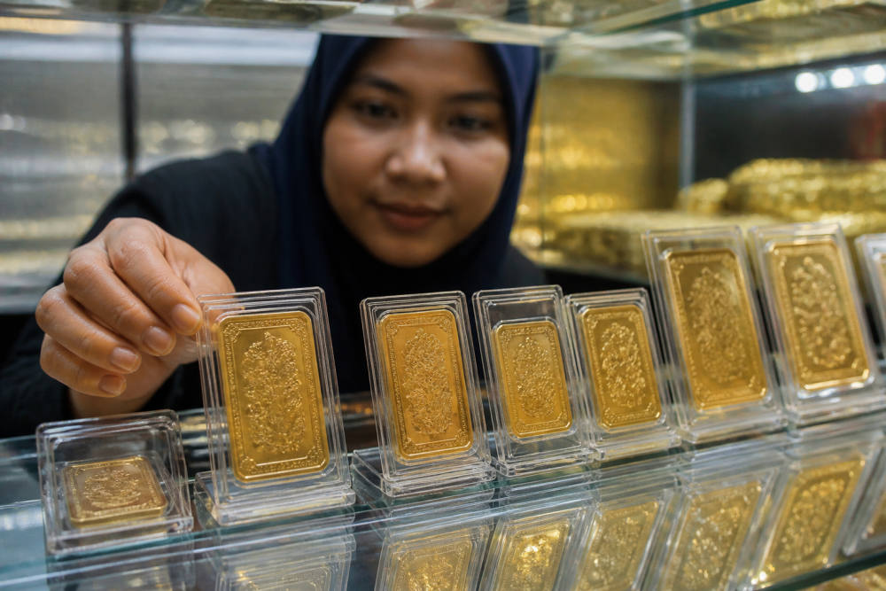 Harga Emas Hari Ini 28 Oktober 2026: Waspadai Arah The Fed dan Dolar AS