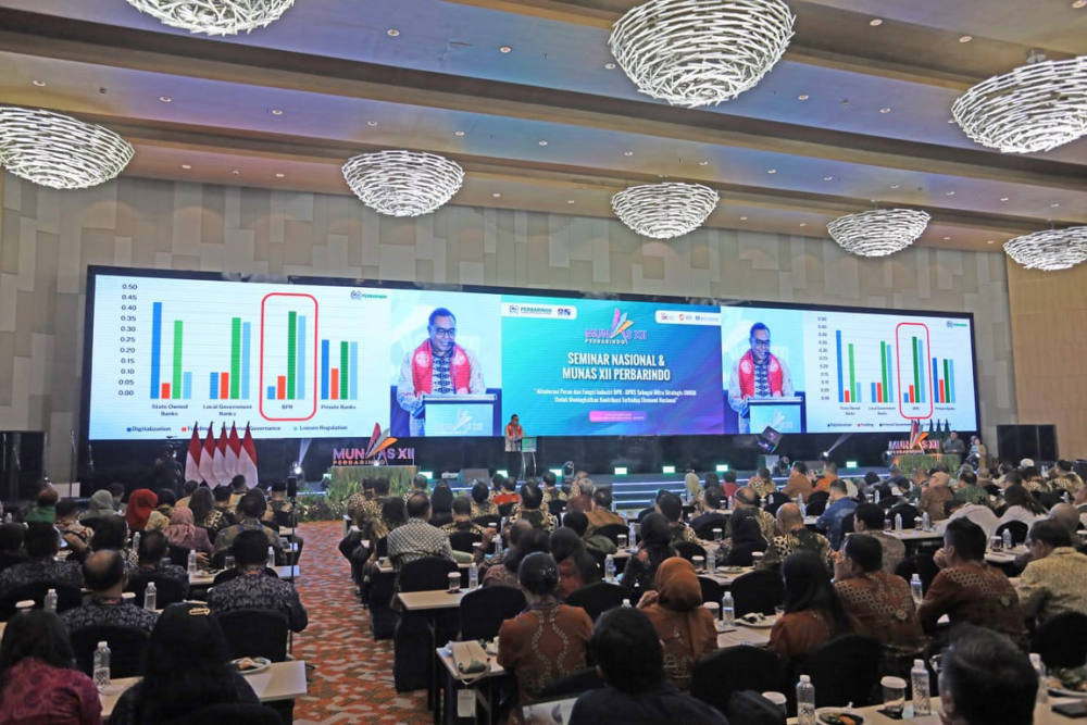 Tedy Alamsyah Terpilih Lagi Jadi Ketua Umum Perbarindo 2026-2030 Tedy Alamsyah Terpilih Lagi Jadi Ketua Umum Perbarindo 2026-2030