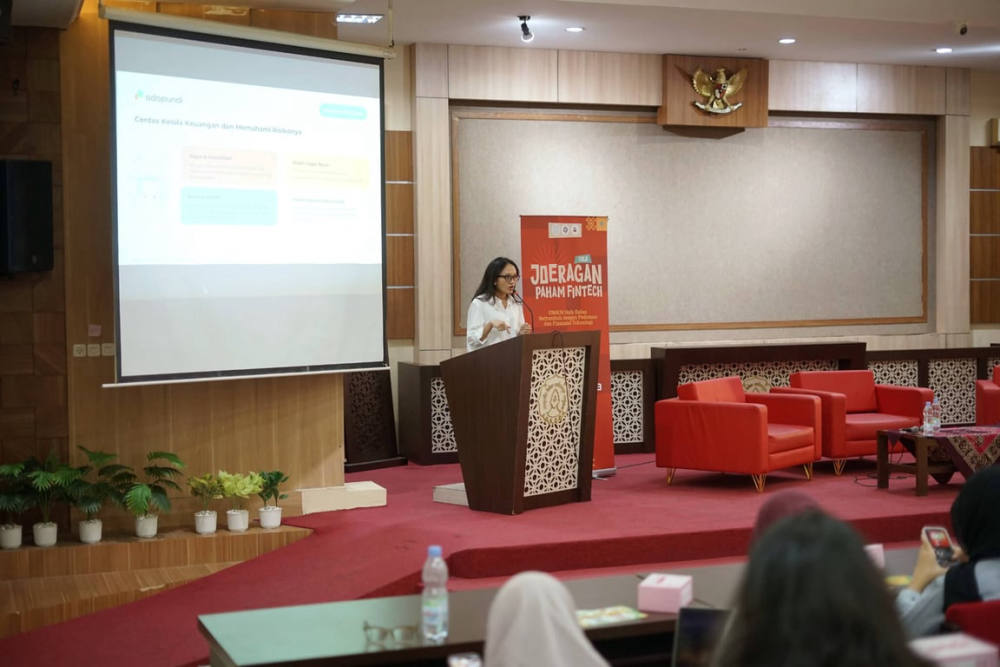Adapundi Edukasi UMKM Solo soal Risiko Pinjaman Online Adapundi Edukasi UMKM Solo soal Risiko Pinjaman Online